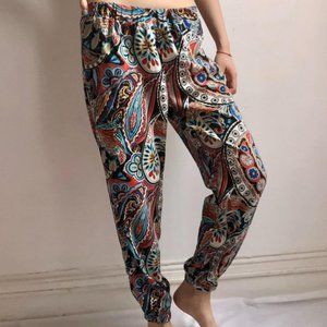 Cute harem pants with design 💙